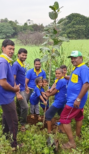 Banyan saplings plantation/ஆலங்கன்று நடுதல்