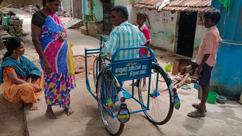 Tricycle Donation to Physically Challenged /விபத்தில் கால்கள் செயல் இழந்தவருக்கு ட்ரை சைக்கிள் வழங்கும் நிகழ்ச்சி